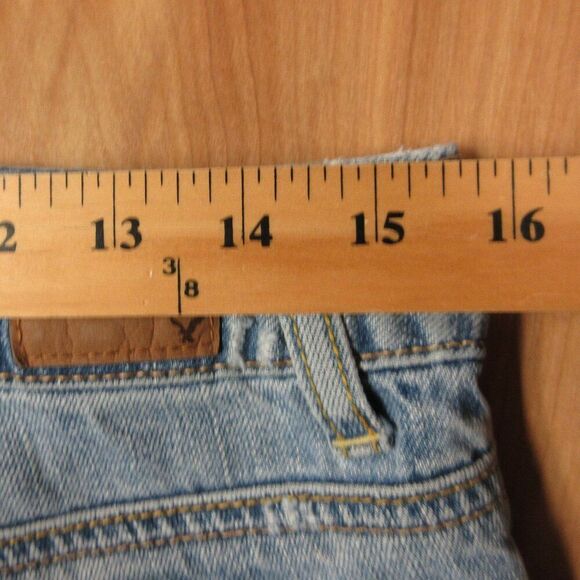 AMERICAN EAGLE Frayed Hem Cuffed Jean Shorts Womens Sz 4 Ripped Destroyed Denim - Picture 9 of 12